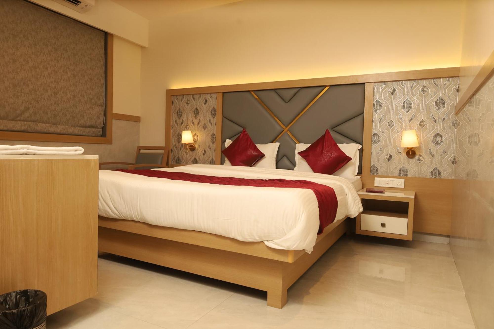 Hotel Prestige Residency Thane Εξωτερικό φωτογραφία