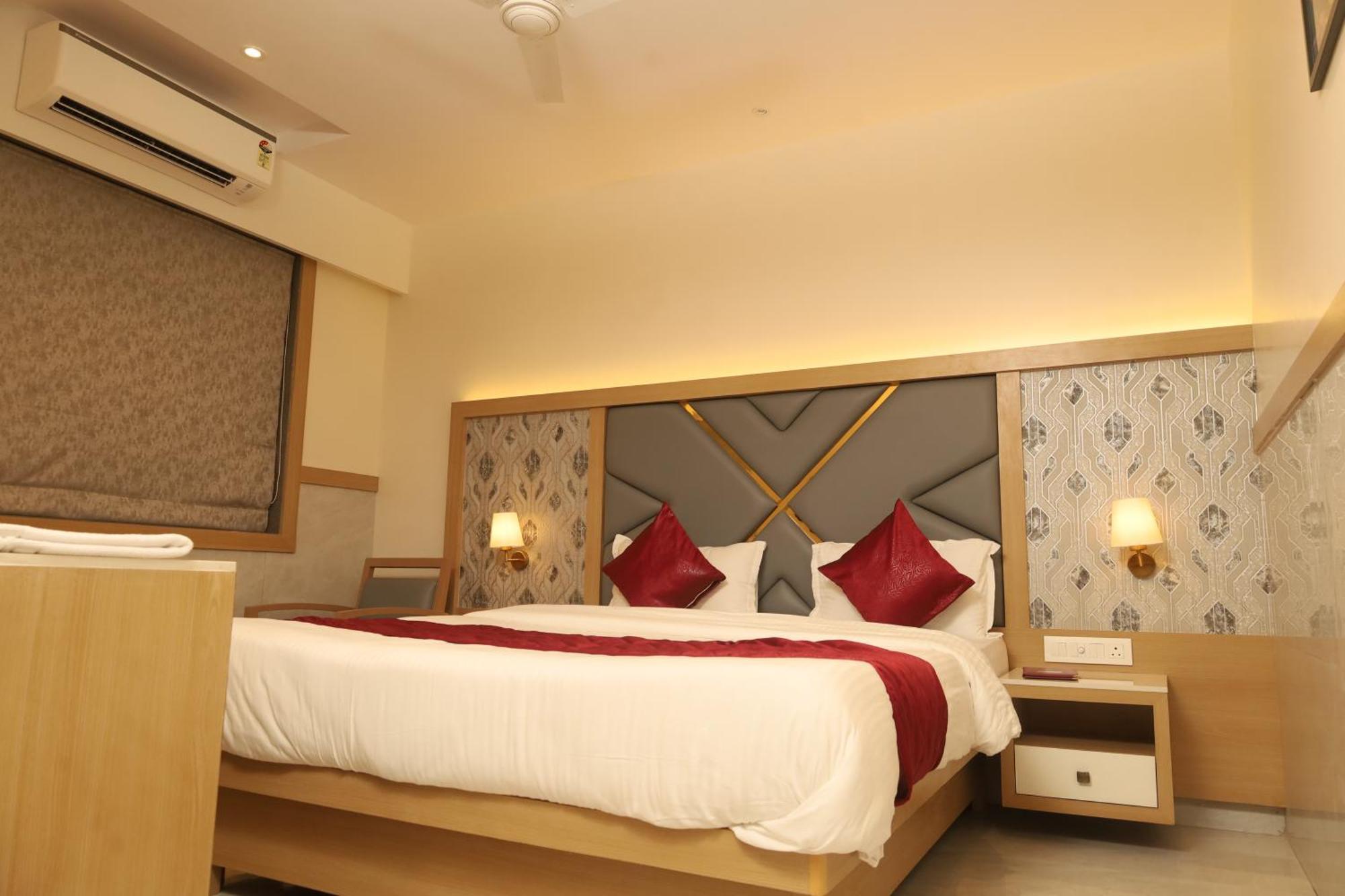 Hotel Prestige Residency Thane Εξωτερικό φωτογραφία